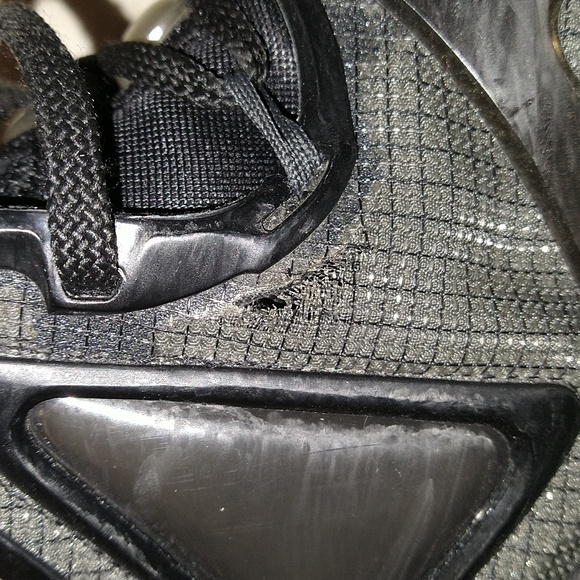 LeBron XIX Black Anthracite Sneakers (GS) 2021 - Picture 5 of 8